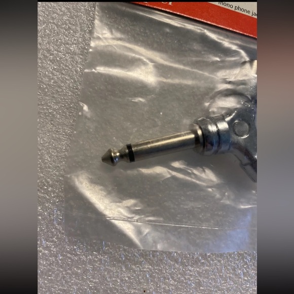 LOT OF 4 Radio Shack Male 1/4” Mono Phone Jack To Dual Female Phono Adapters - Picture 4 of 6